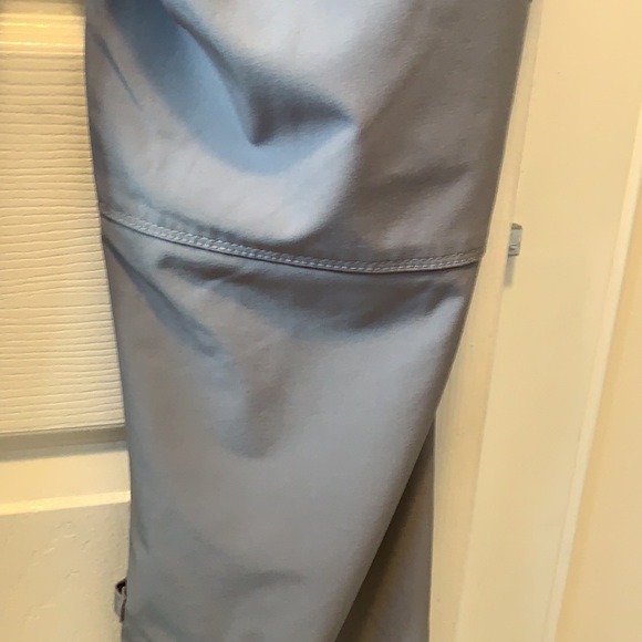 Grey Pants - Wind River. Size 6. Great for travel. - Picture 9 of 9